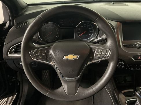 Used 2017 Chevrolet Cruze LT w/ Convenience Package FWD image 20
