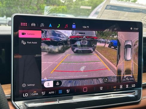 New 2026 Volkswagen Tiguan SEL R-Line AWD/4WD image 36