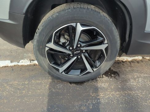Certified 2023 Chevrolet TrailBlazer RS w/ Convenience Package image 13
