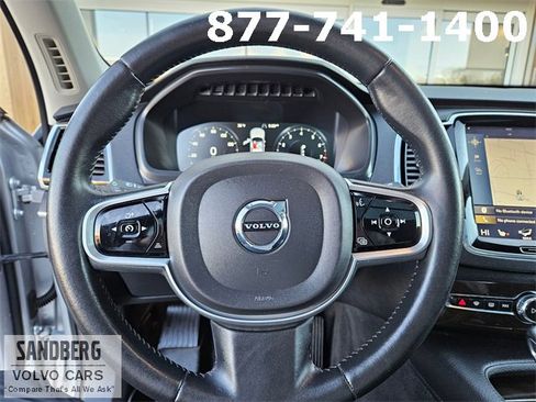 Used 2017 Volvo XC90 T6 Momentum w/ Vision Package image 21