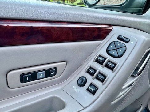 Used 2002 Jeep Grand Cherokee Limited image 21