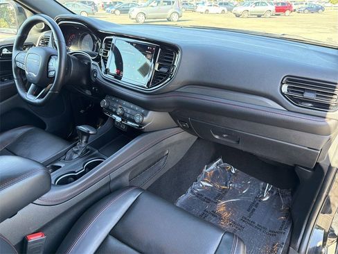Used 2024 Dodge Durango GT image 33