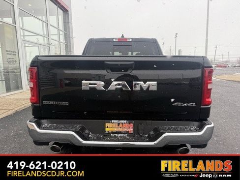 New 2026 RAM 1500 4x4 Crew Cab image 4
