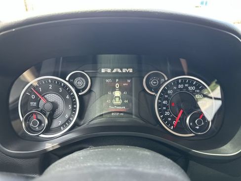 Used 2019 RAM 1500 Big Horn AWD/4WD image 12