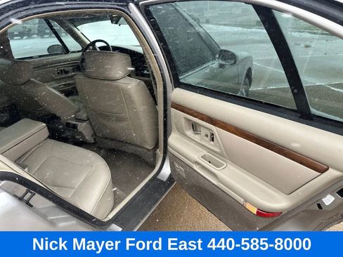 Used 1997 Oldsmobile 88 Royale LS image 13