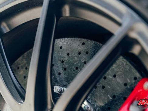 Used 2016 McLaren 675LT Coupe RWD image 35