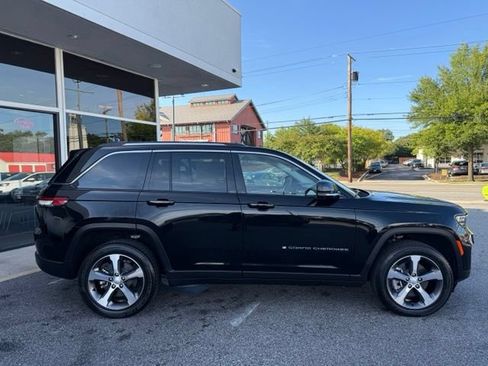 Used 2023 Jeep Grand Cherokee 4WD 4xe w/ Luxury Tech Group II image 30