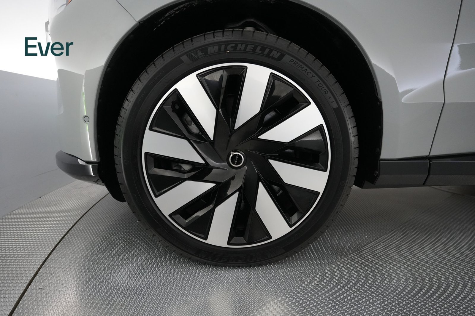 Used 2025 Volvo EX90 Ultra AWD/4WD image 19