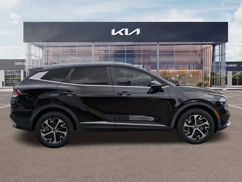 Certified 2023 Kia Sportage EX AWD/4WD image 3