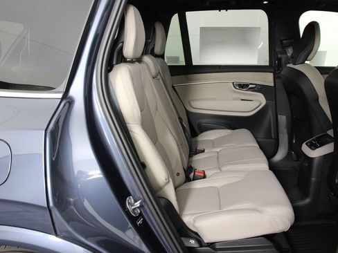 New 2026 Volvo XC90 T8 Ultra w/ Protection Package Premier image 11