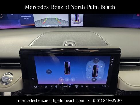 Used 2024 Lincoln Nautilus Premier image 24