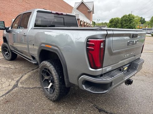Used 2024 GMC Sierra 2500 Denali Ultimate w/ Snow Plow Prep/Camper Package AWD/4WD image 5
