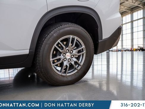 Used 2025 GMC Acadia Elevation image 36