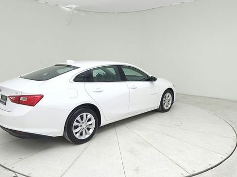 Used 2024 Chevrolet Malibu LT image 5