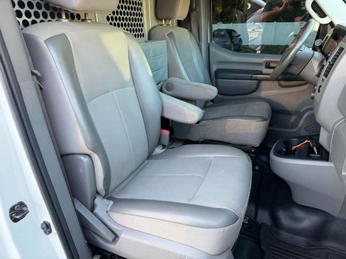 Used 2015 Nissan NV 2500 S w/ Power Package RWD image 33