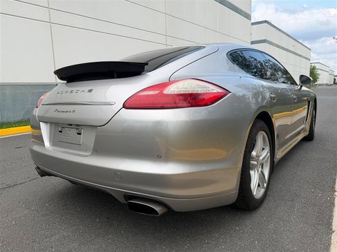 Used 2011 Porsche Panamera image 11
