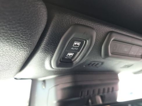 Used 2022 Jeep Wrangler Unlimited Sahara w/ Cold Weather Group AWD/4WD image 30