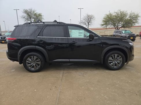 New 2026 Nissan Pathfinder SV AWD/4WD image 2