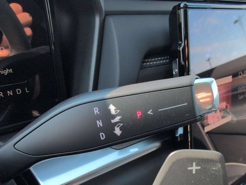 New 2026 GMC Terrain Denali AWD/4WD image 23