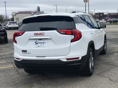 Certified 2021 GMC Terrain SLT FWD image 8
