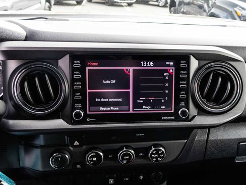 Certified 2020 Toyota Tacoma TRD Off-Road image 35