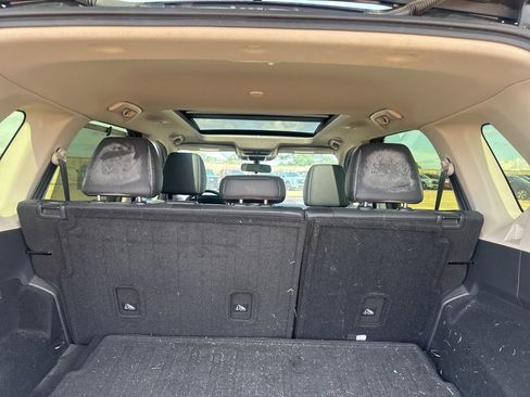 Certified 2023 Nissan Rogue SV w/ SV Premium B Package FWD image 32