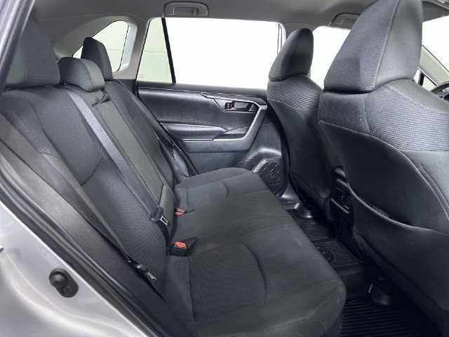 Used 2024 Toyota RAV4 LE AWD/4WD image 28