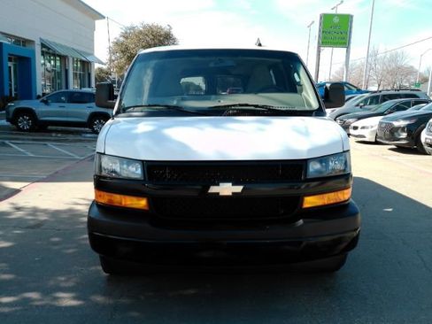 Used 2023 Chevrolet Express 3500 LS image 2