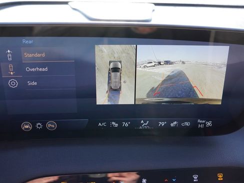 Certified 2025 Buick Enclave Preferred image 37