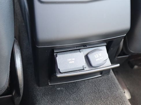 Used 2013 Mercedes-Benz E 350 BlueTEC Sedan image 21