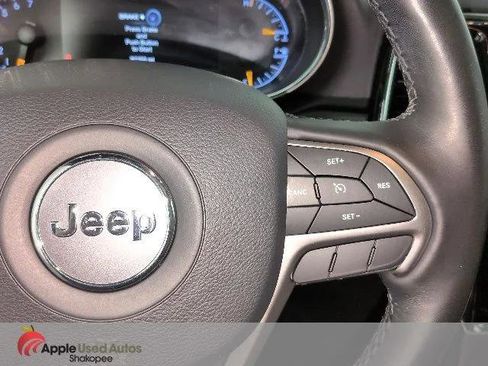 Certified 2020 Jeep Grand Cherokee Limited w/ Luxury Group II AWD/4WD image 28