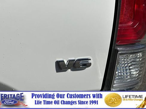 Used 2023 Toyota Tacoma 4x4 Double Cab image 26