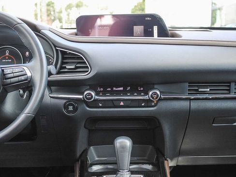 Certified 2025 MAZDA CX-30 AWD 2.5 S w/ Premium Package image 13