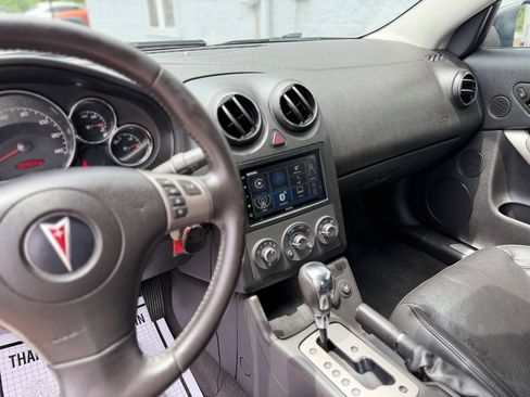 Used 2008 Pontiac G6 GT w/ Premium Package FWD image 16