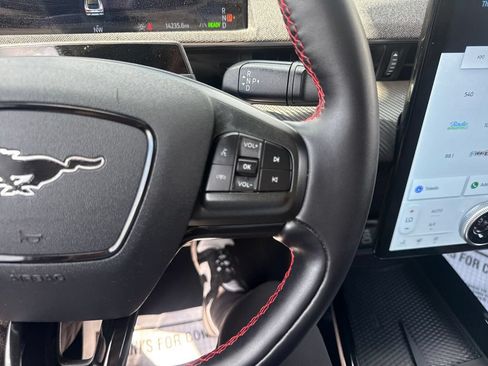 Used 2025 Ford Mustang Mach-E Premium w/ Sport Appearance Package AWD/4WD image 39