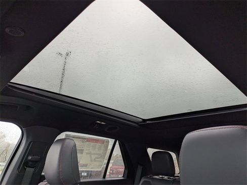 New 2026 Ford Explorer ST w/ Sun And Sound Package image 28