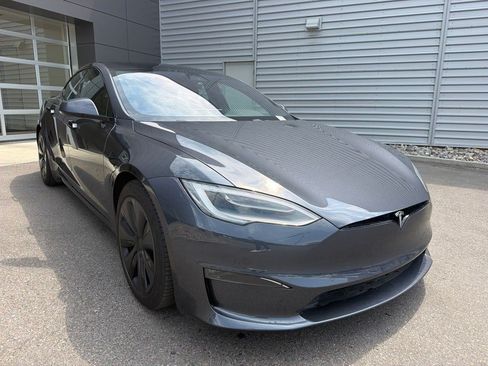 Used 2021 Tesla Model S Plaid AWD/4WD image 3