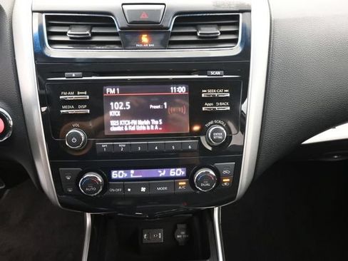 Used 2014 Nissan Altima 2.5 SV FWD image 4