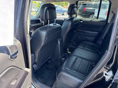 Used 2016 Jeep Patriot High Altitude AWD/4WD image 12