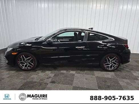Used 2020 Honda Civic Touring image 5