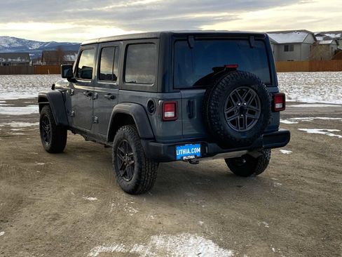 Used 2024 Jeep Wrangler Sport S image 11