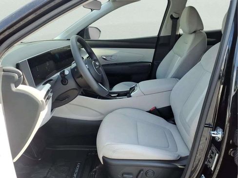 New 2026 Hyundai Tucson SEL FWD image 9