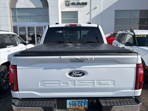 Used 2024 Ford F150 Lariat w/ Tow/Haul Package image 3