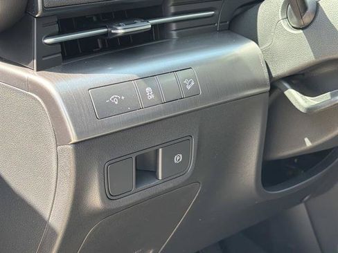 New 2026 Hyundai Kona SEL Premium FWD image 21