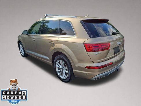Used 2019 Audi Q7 3.0T Premium Plus w/ Premium Plus Package AWD/4WD image 6