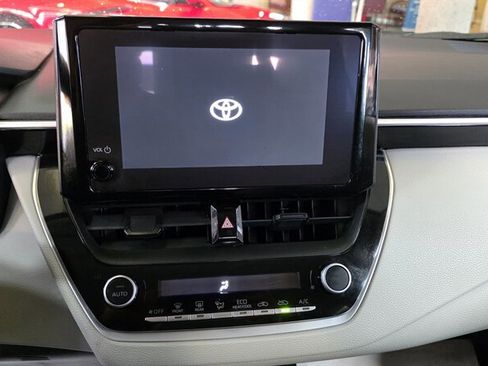 Used 2023 Toyota Corolla LE image 15