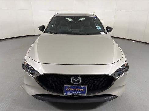 Used 2024 MAZDA MAZDA3 s FWD image 3