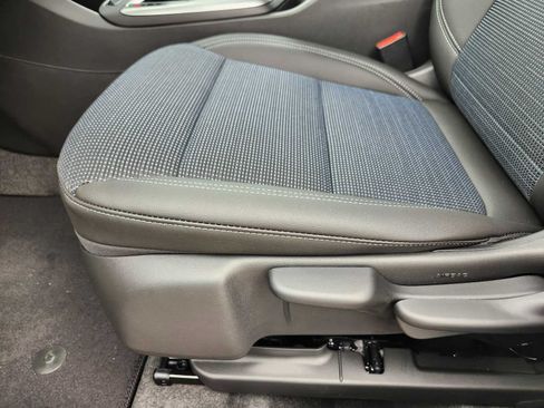 New 2026 Buick Envista Sport Touring FWD image 9