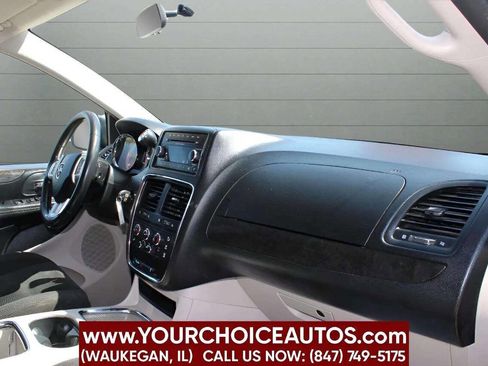 Used 2015 Dodge Grand Caravan SXT w/ Rear Park Assist Package image 26