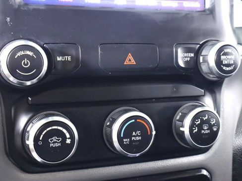 Used 2020 RAM 1500 Big Horn image 24